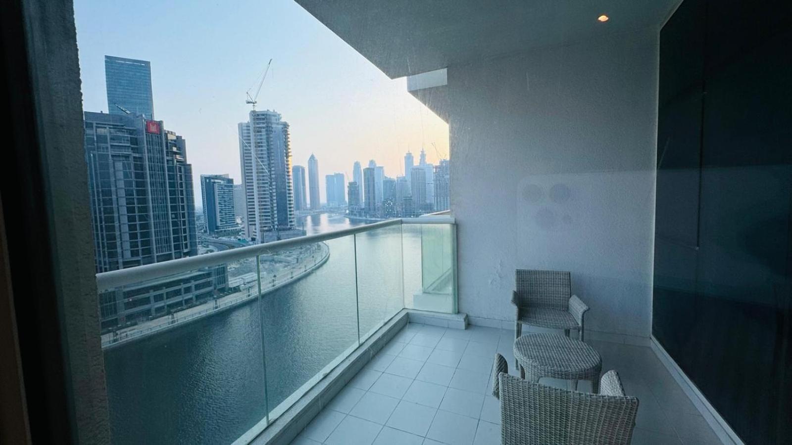 Gorgeous Ultra Luxury Over The Canal Apartment In Damac Prive - Business Bay And Downtown Dubaj Exteriér fotografie