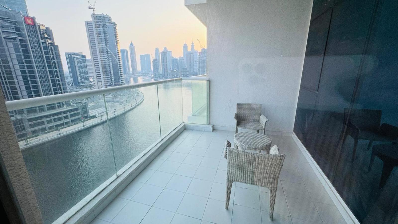 Gorgeous Ultra Luxury Over The Canal Apartment In Damac Prive - Business Bay And Downtown Dubaj Exteriér fotografie