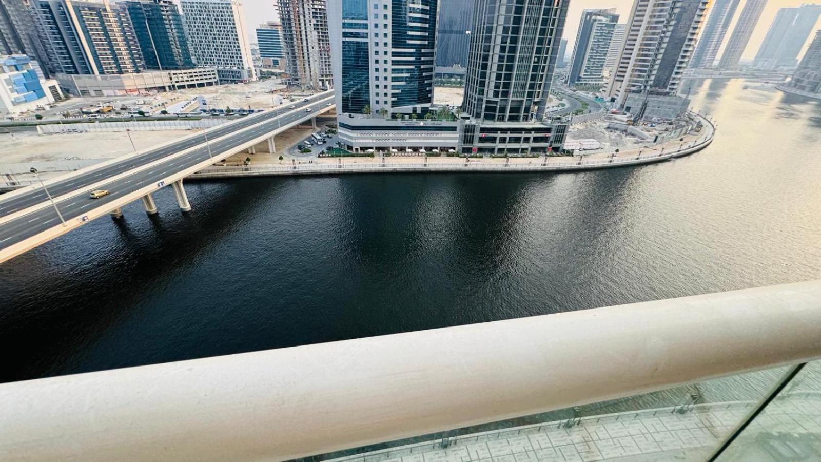 Gorgeous Ultra Luxury Over The Canal Apartment In Damac Prive - Business Bay And Downtown Dubaj Exteriér fotografie