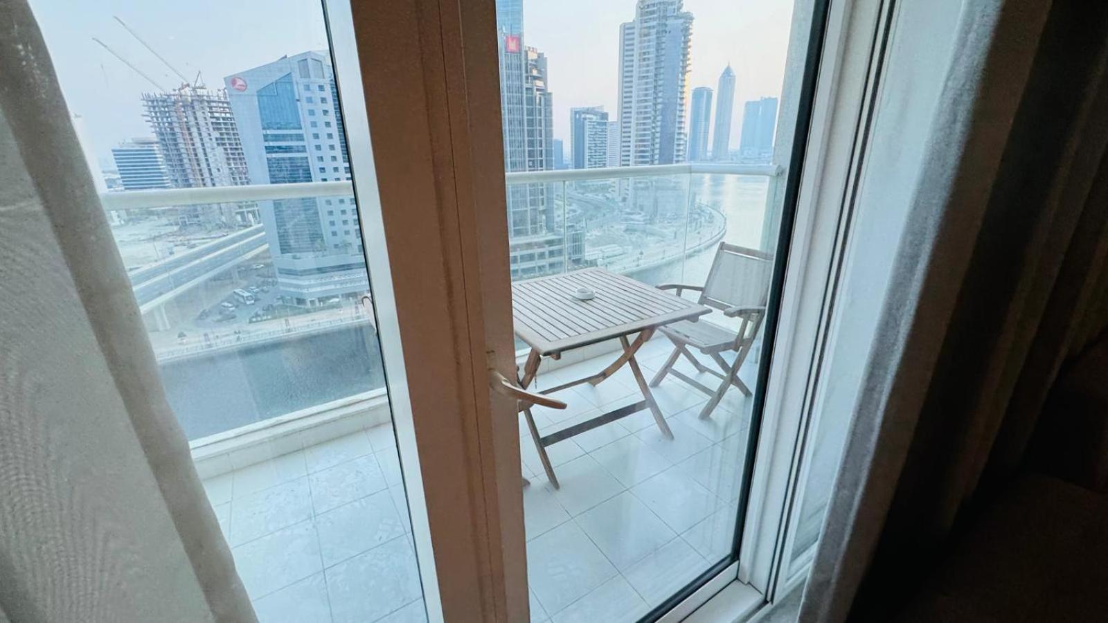 Gorgeous Ultra Luxury Over The Canal Apartment In Damac Prive - Business Bay And Downtown Dubaj Exteriér fotografie